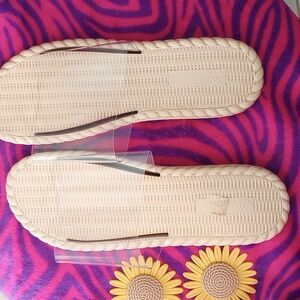 Women's Clear Slide with Sunflower Accents.